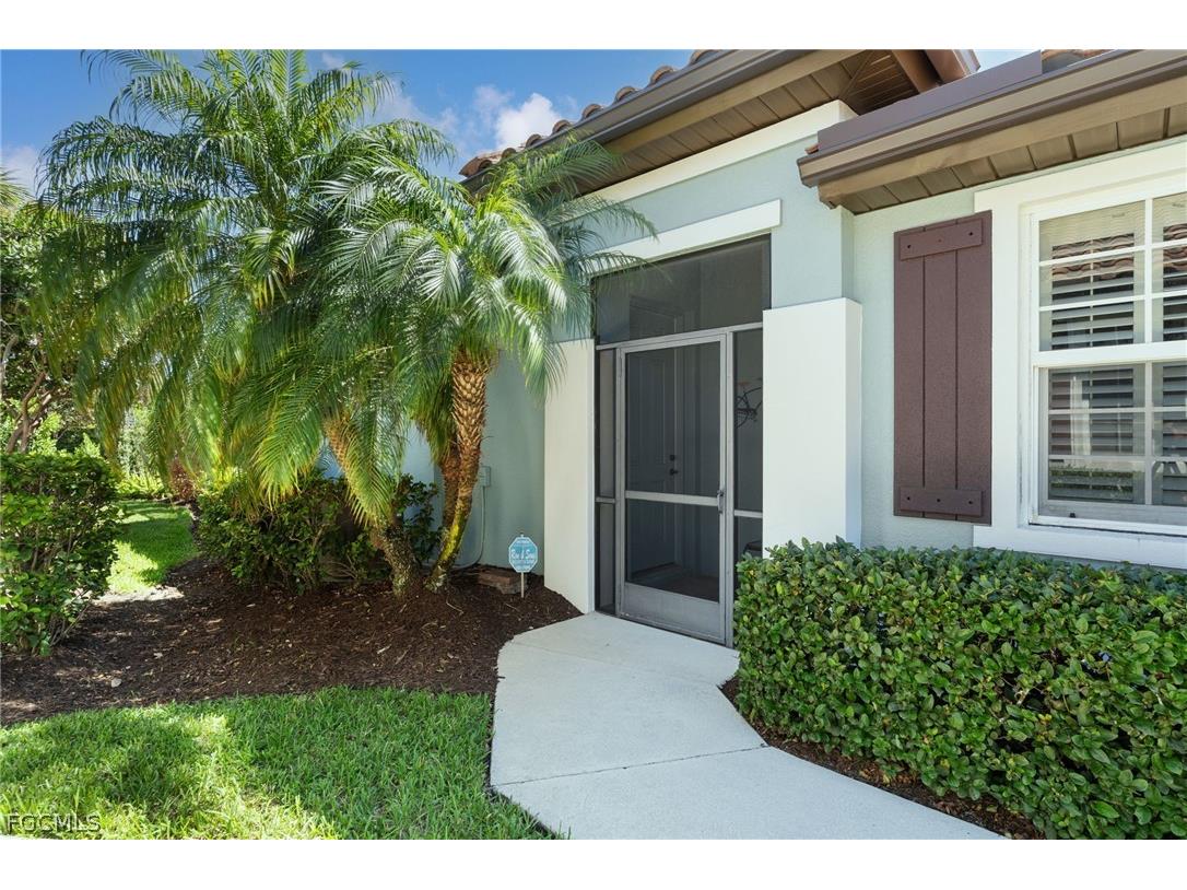 10505 Diamante Way Fort Myers FL 33913 2026013792 image2