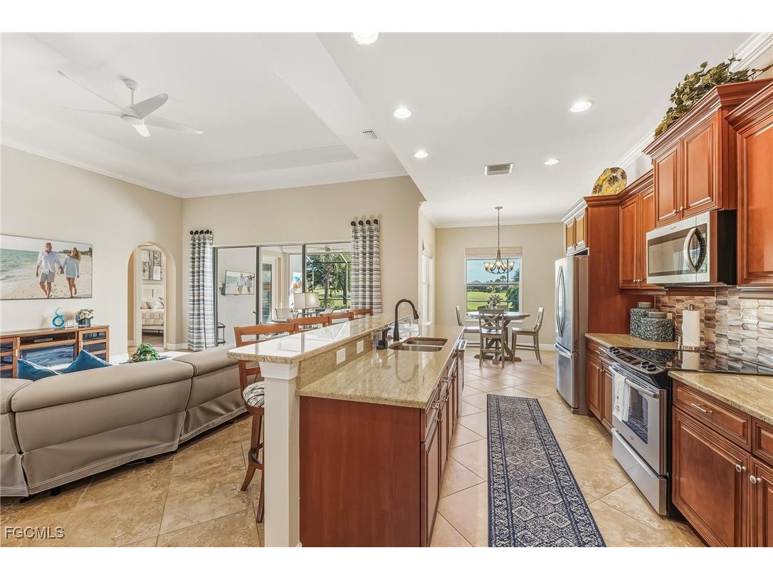 10507 Azzurra Drive Fort Myers FL 33913 2025018956 image9