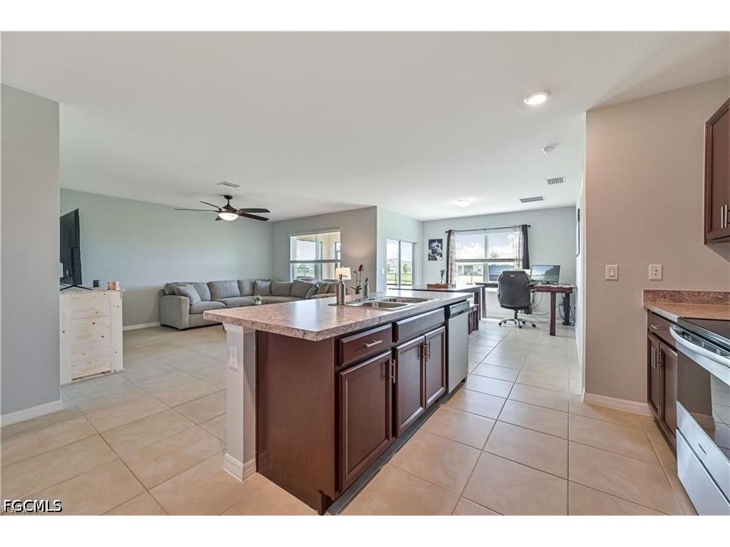 10507 Crossback Lane Lehigh Acres FL 33936 2026018357 image6
