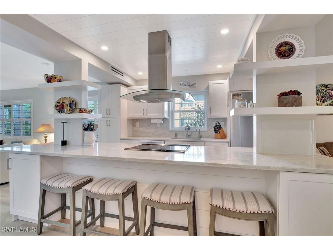 1051 3rd Street S #201 Naples FL 34102 224095188 image1