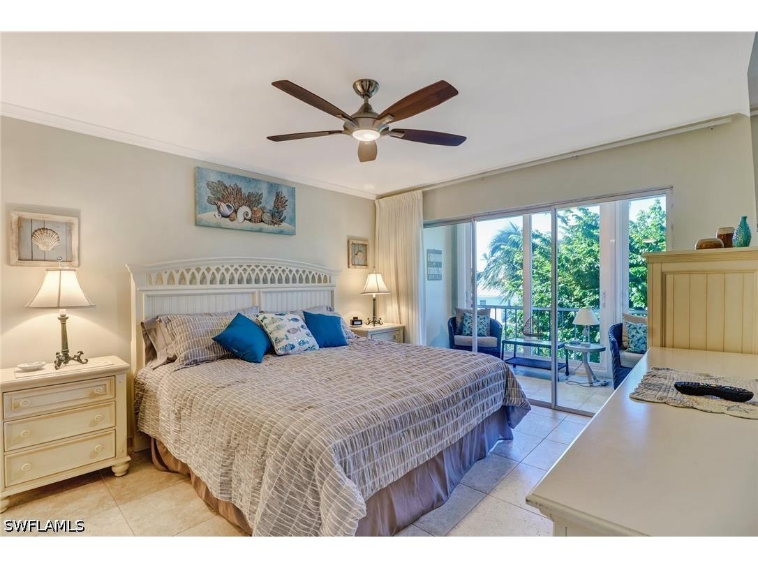 1051 3rd Street S #301 Naples FL 34102 226017342 image19