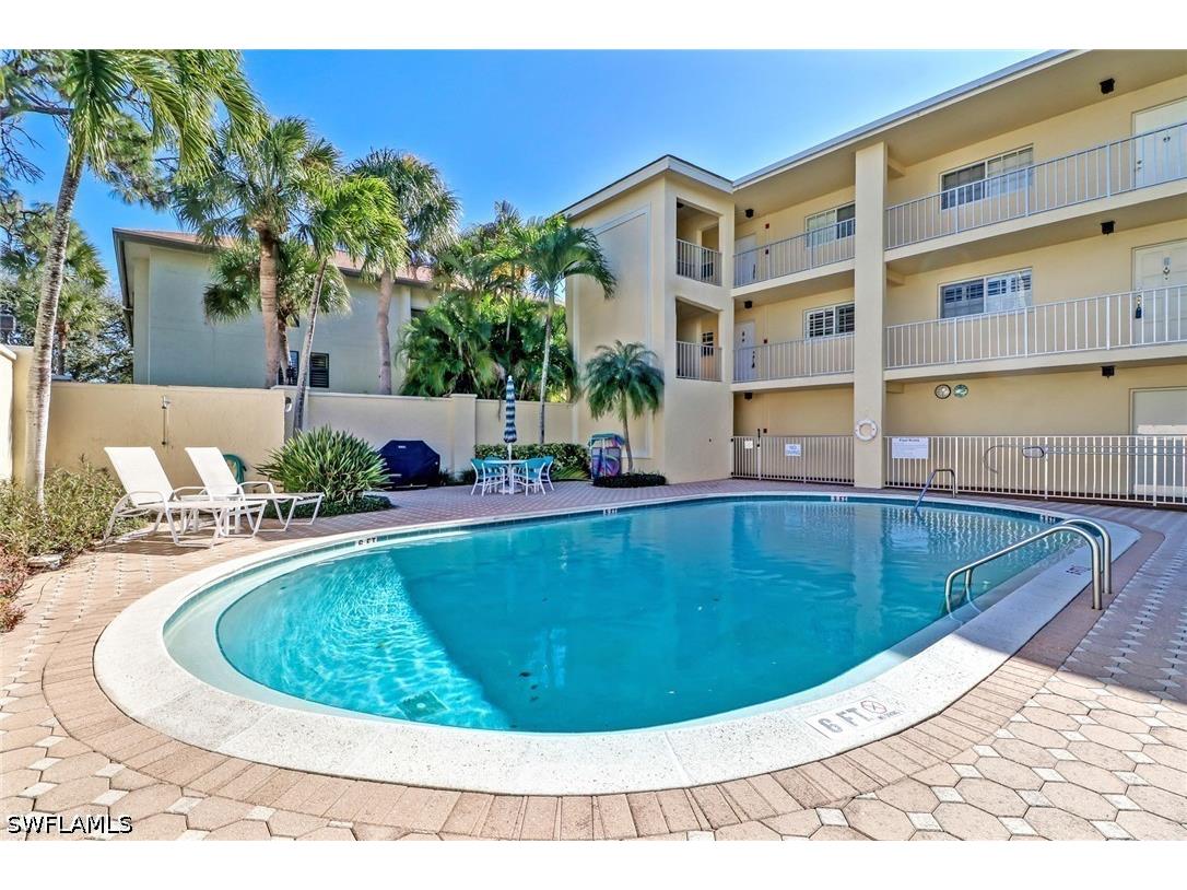 1051 3rd Street S #301 Naples FL 34102 226017342 image4
