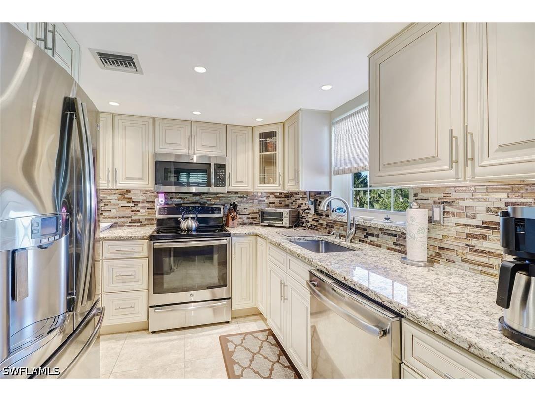 1051 3rd Street S #301 Naples FL 34102 226017342 image7