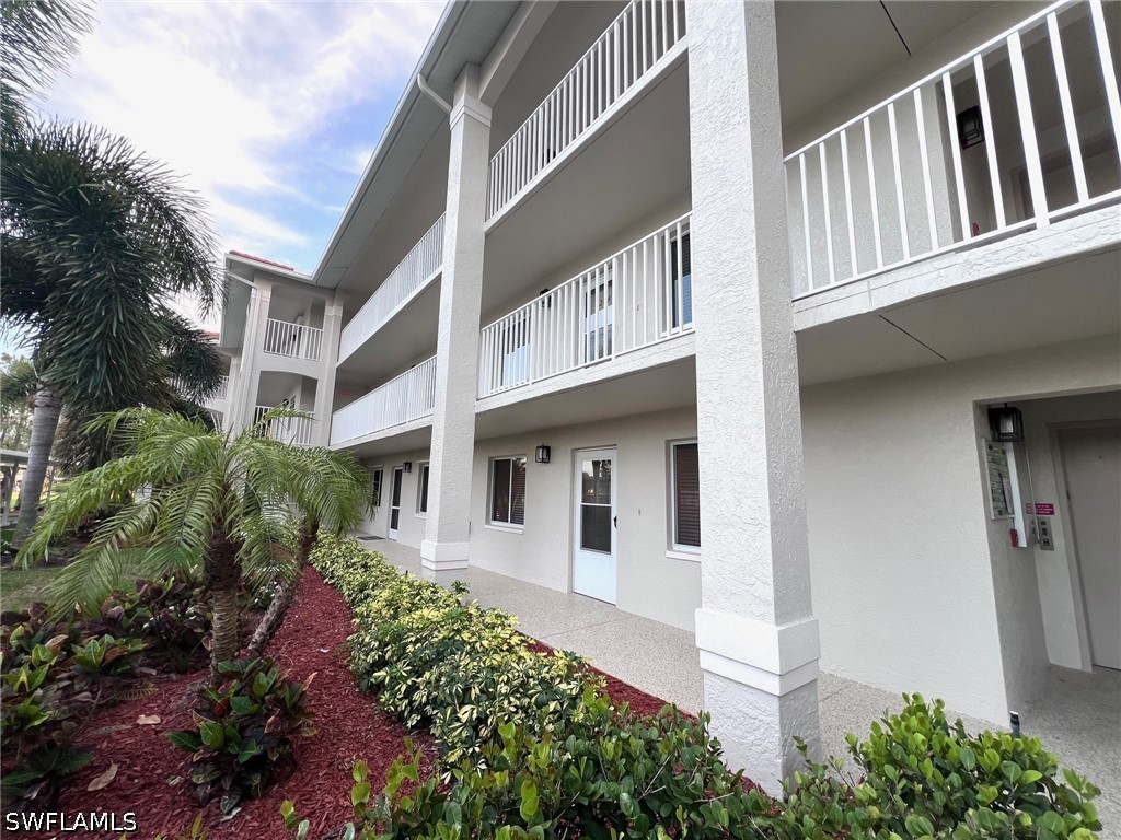 1051 Eastham Way #B104 Naples FL 34104 226015433 image5