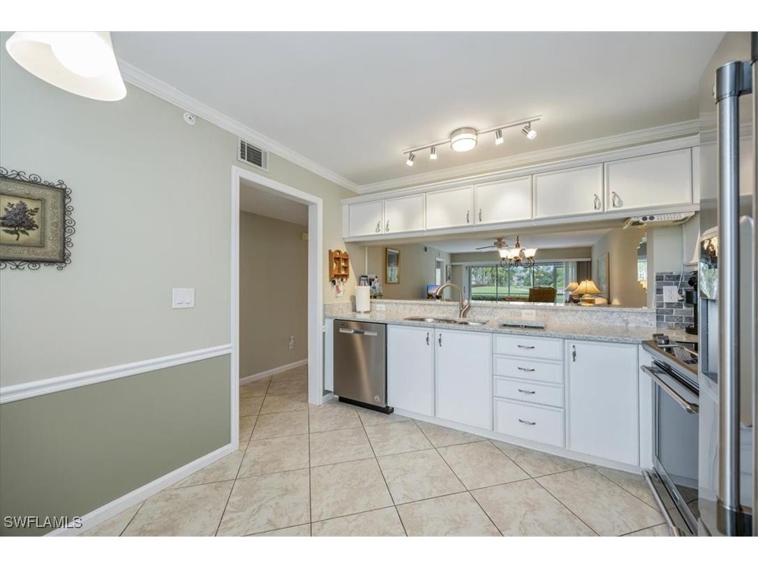 1051 Eastham Way #B107 Naples FL 34104 225066235 image8