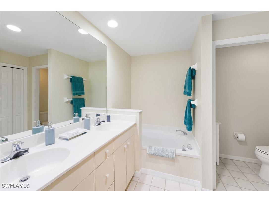 1051 Egrets Walk Circle #7-102 Naples FL 34108 225060930 image20