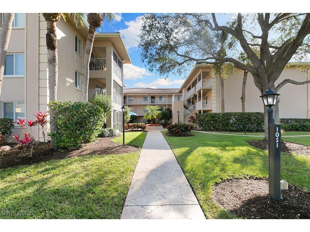 1051 Foxfire Lane #205 Naples FL 34104 225083869 image18