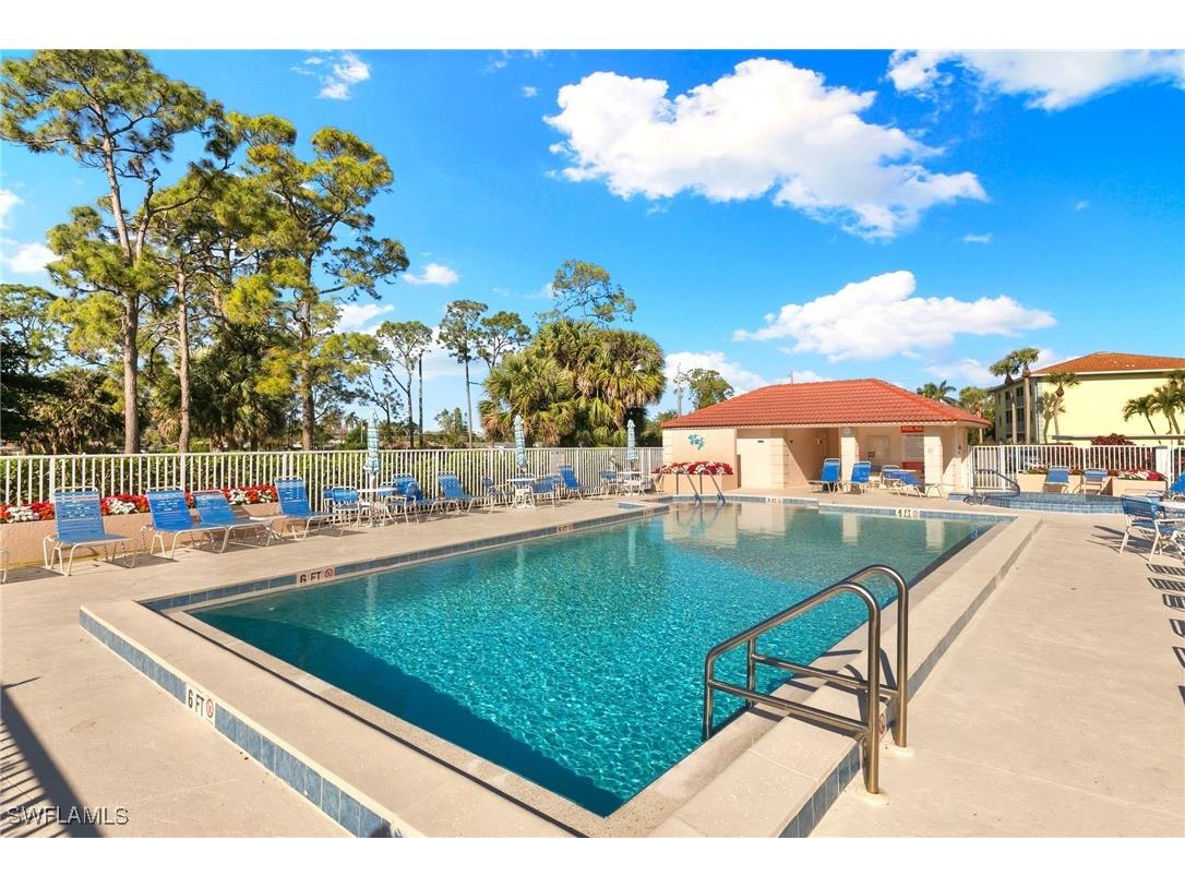 1051 Foxfire Lane #206 Naples FL 34104 225068622 image16