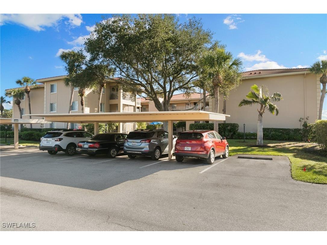 1051 Foxfire Lane #206 Naples FL 34104 225068622 image18
