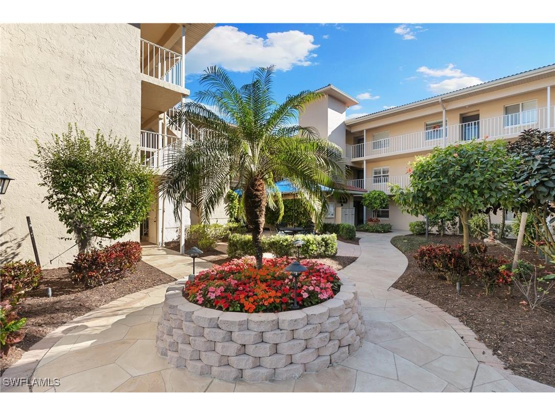 1051 Foxfire Lane #206 Naples FL 34104 225068622 image20