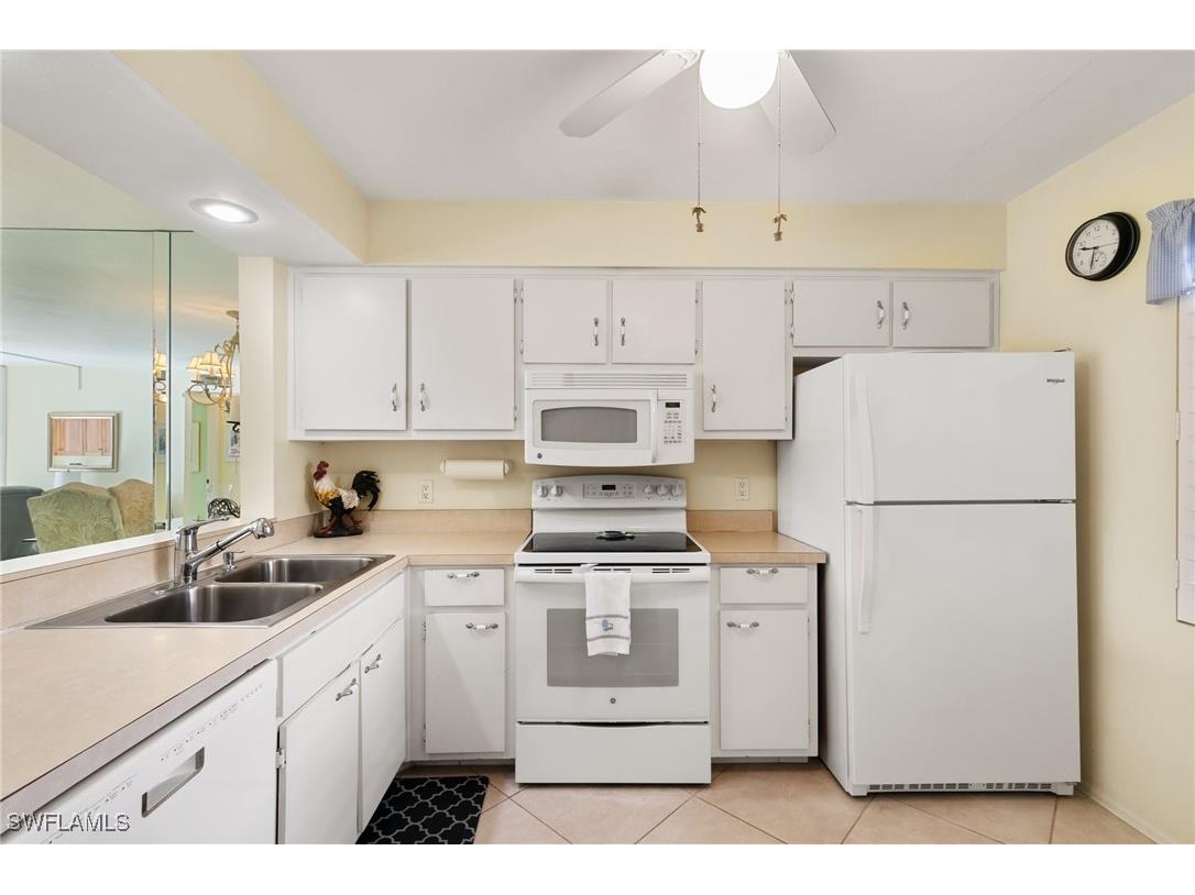 1051 Foxfire Lane #206 Naples FL 34104 225068622 image7