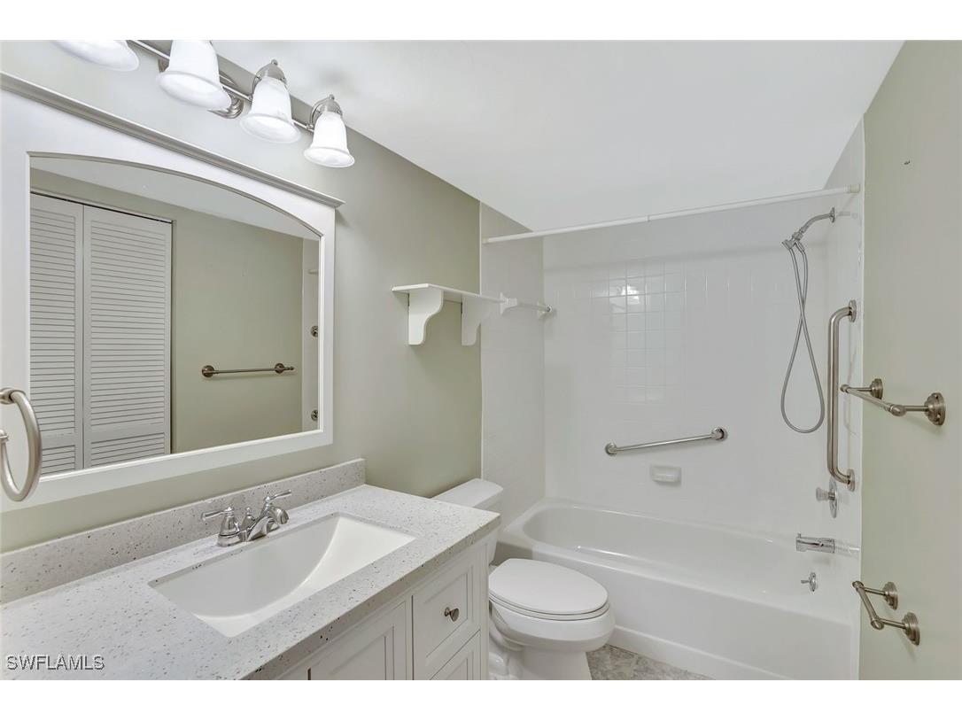 1051 Foxfire Lane #309 Naples FL 34104 225052939 image13