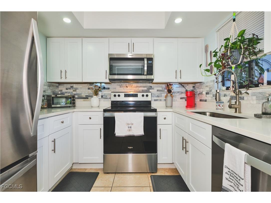 1051 Palm Avenue #117 North Fort Myers FL 33903 2025022685 image11