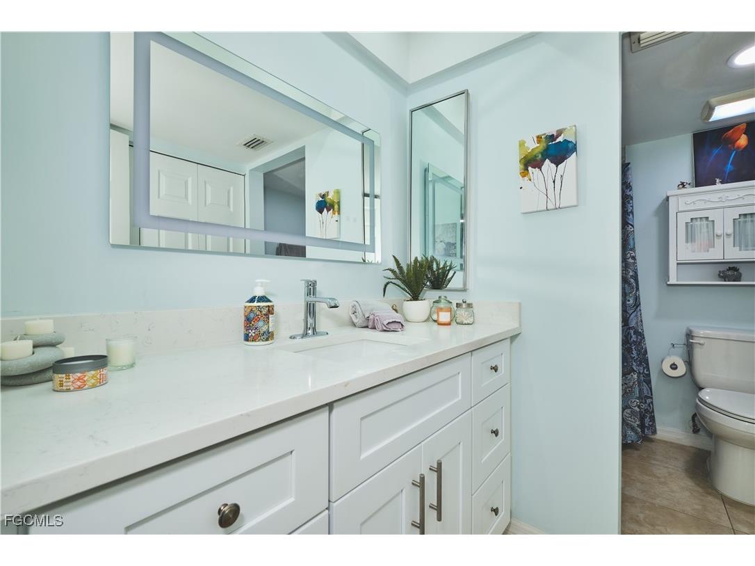 1051 Palm Avenue #117 North Fort Myers FL 33903 2025022685 image21