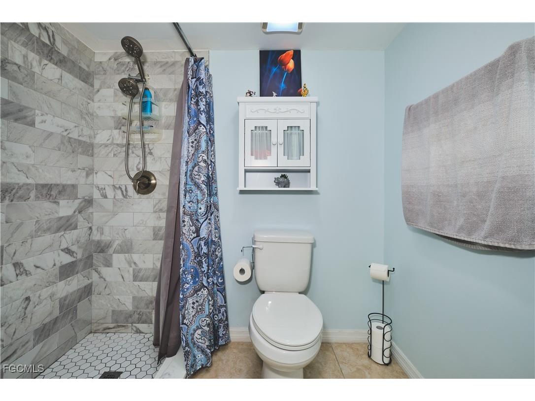 1051 Palm Avenue #117 North Fort Myers FL 33903 2025022685 image23