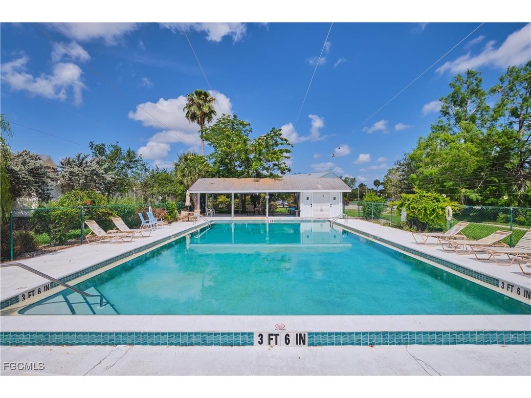 1051 Palm Avenue #117 North Fort Myers FL 33903 2025022685 image33