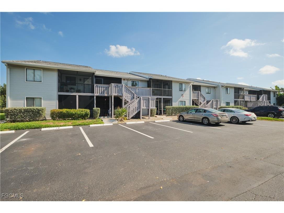 1051 Palm Avenue #117 North Fort Myers FL 33903 2025022685 image4