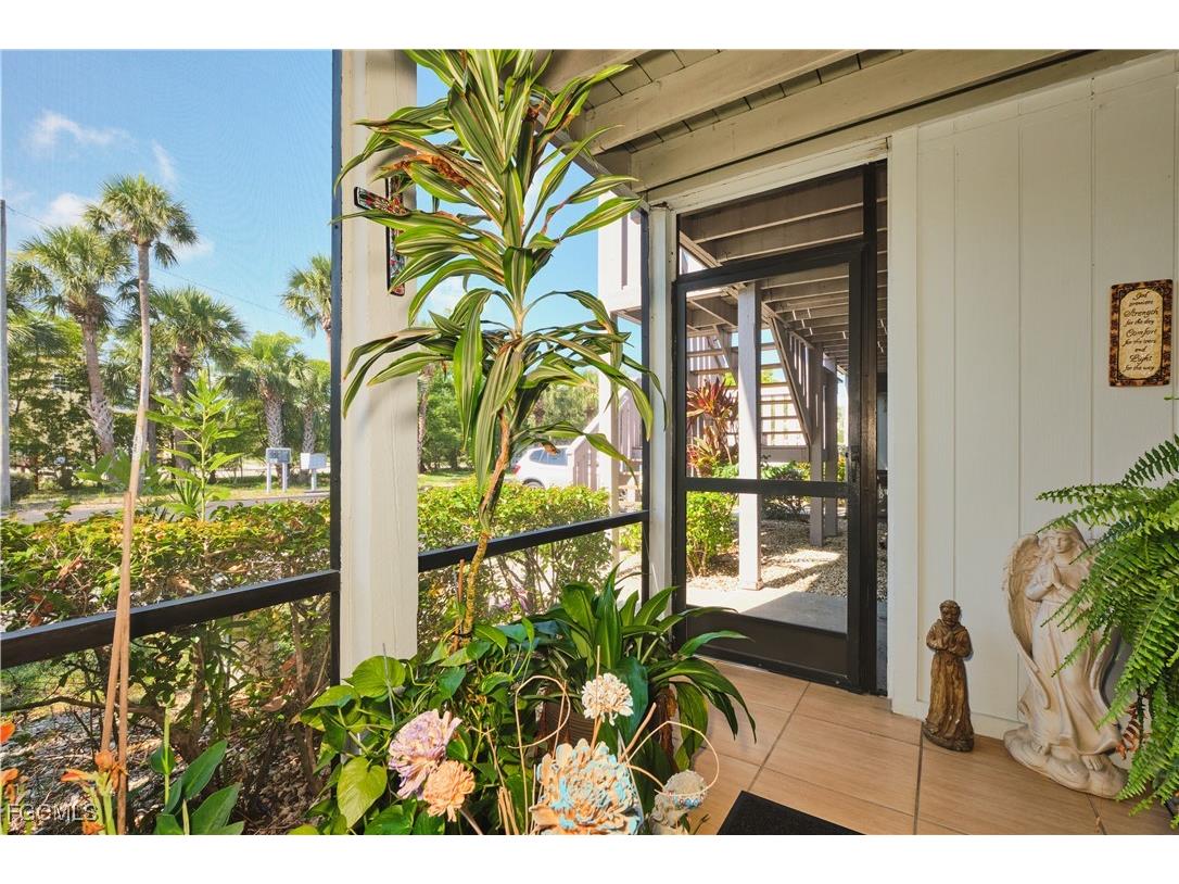 1051 Palm Avenue #117 North Fort Myers FL 33903 2025022685 image7