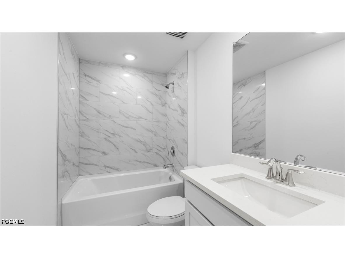 1051 Sentinela Boulevard Lehigh Acres FL 33974 2026027544 image15
