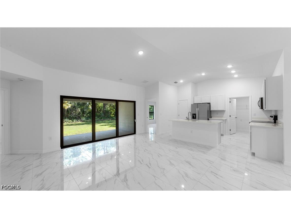 1051 Sentinela Boulevard Lehigh Acres FL 33974 2026027544 image6