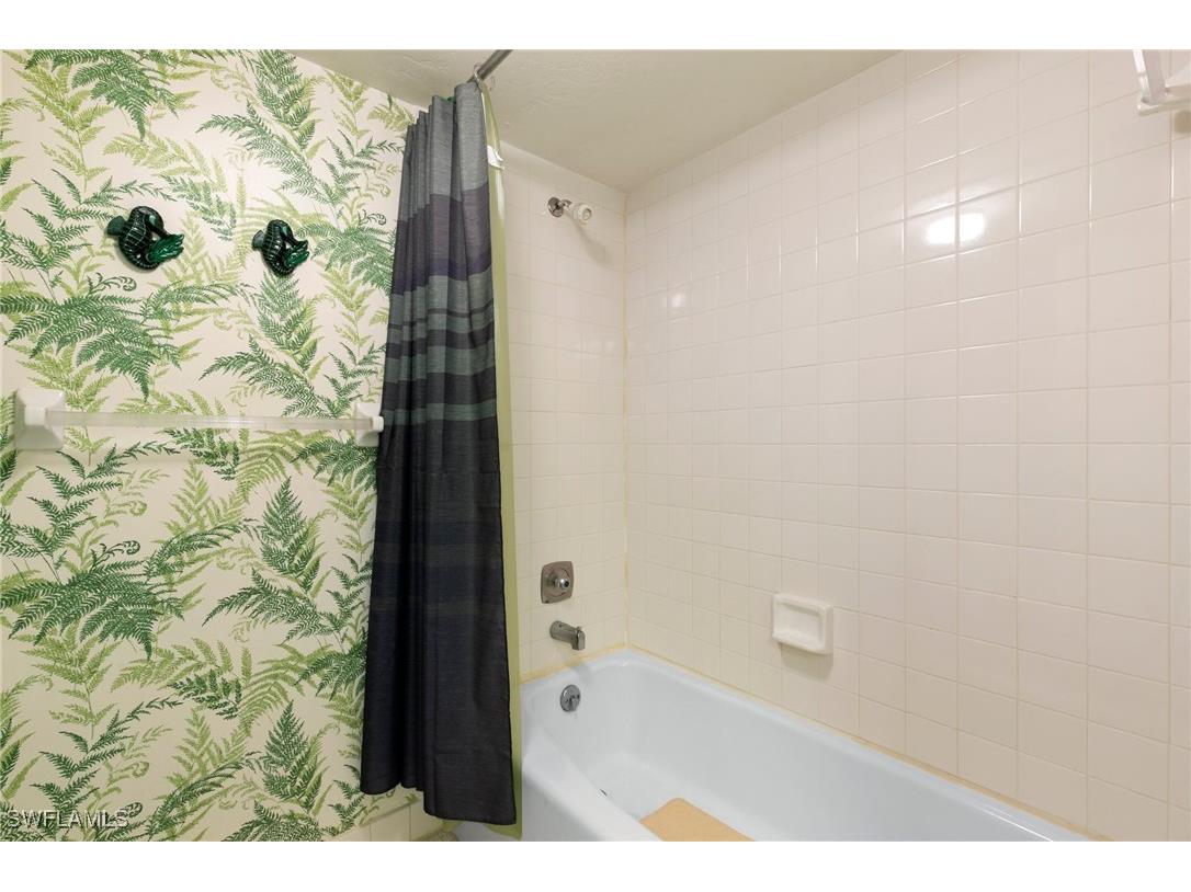 1051 Swallow Avenue #301 Marco Island FL 34145 225026931 image25