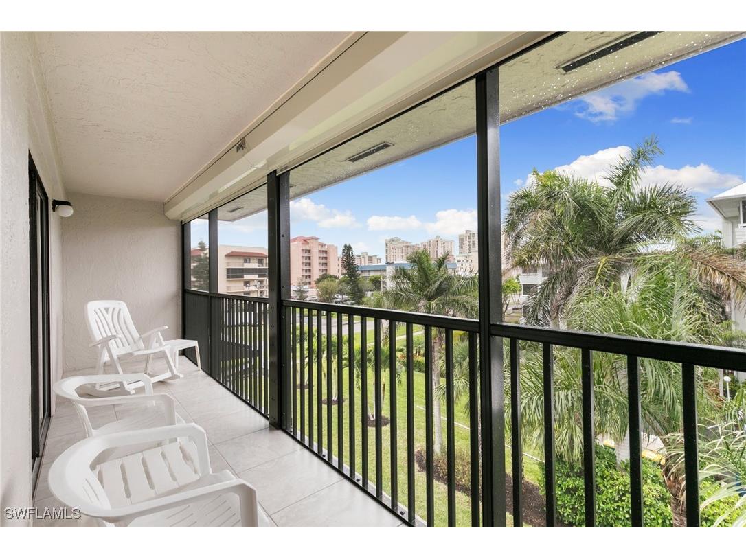 1051 Swallow Avenue #301 Marco Island FL 34145 225026931 image29