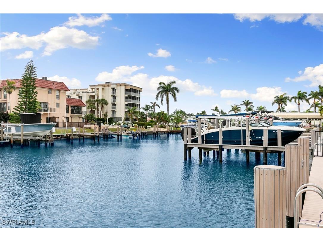 1051 Swallow Avenue #301 Marco Island FL 34145 225026931 image36