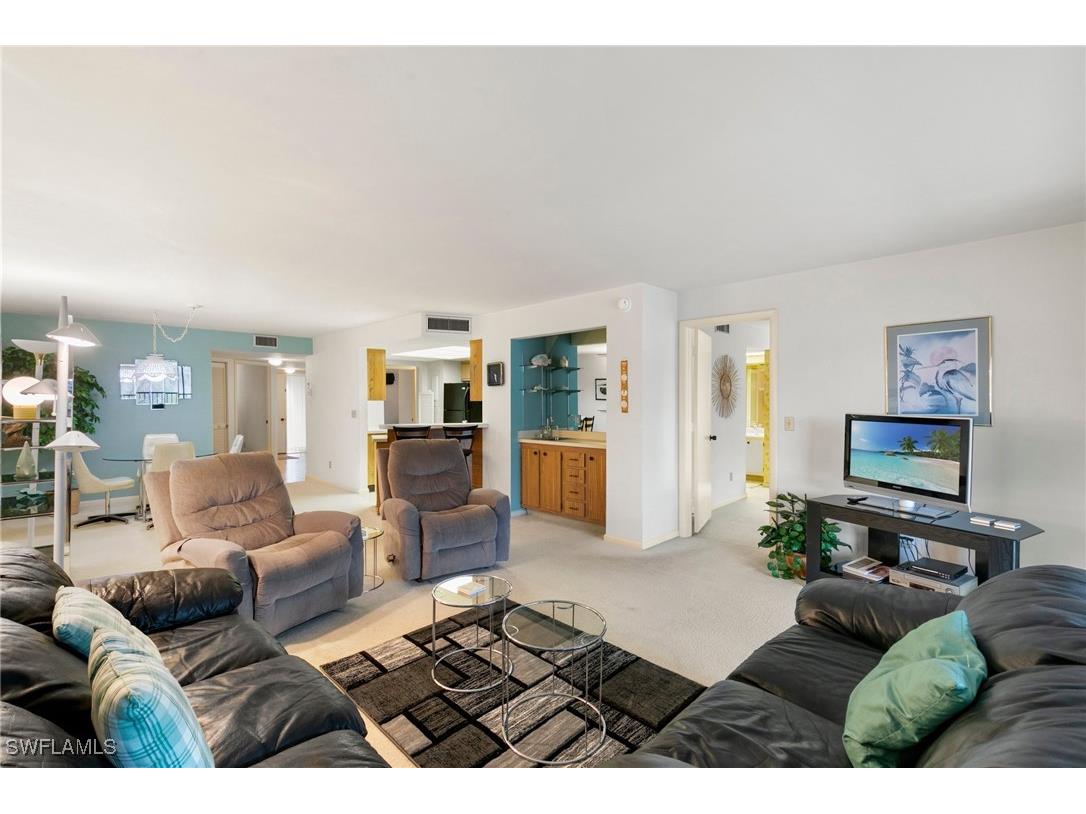 1051 Swallow Avenue #301 Marco Island FL 34145 225026931 image5