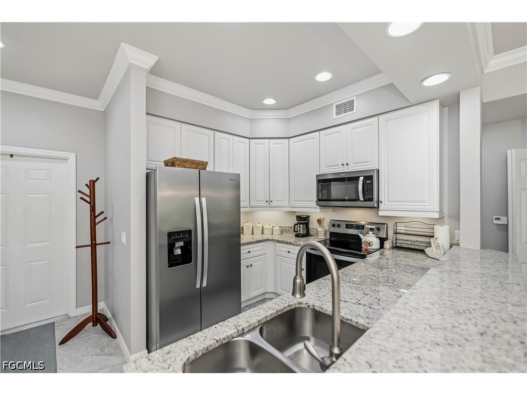 1051 Winding Pines Circle #107 Cape Coral FL 33909 2026018880 image11