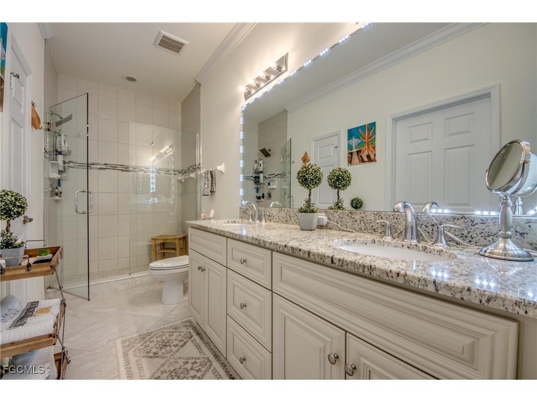 1051 Winding Pines Circle #203 Cape Coral FL 33909 2025015249 image19