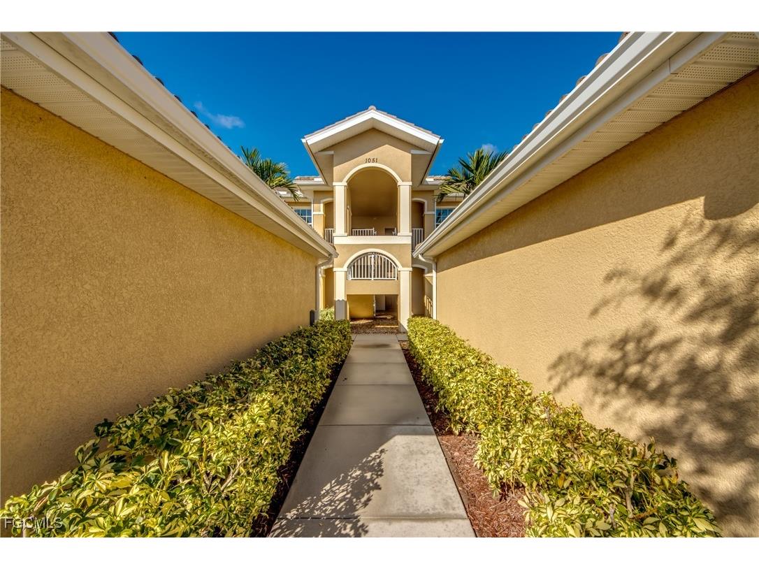 1051 Winding Pines Circle #203 Cape Coral FL 33909 2025015249 image30