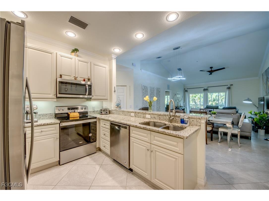 1051 Winding Pines Circle #203 Cape Coral FL 33909 2025015249 image5