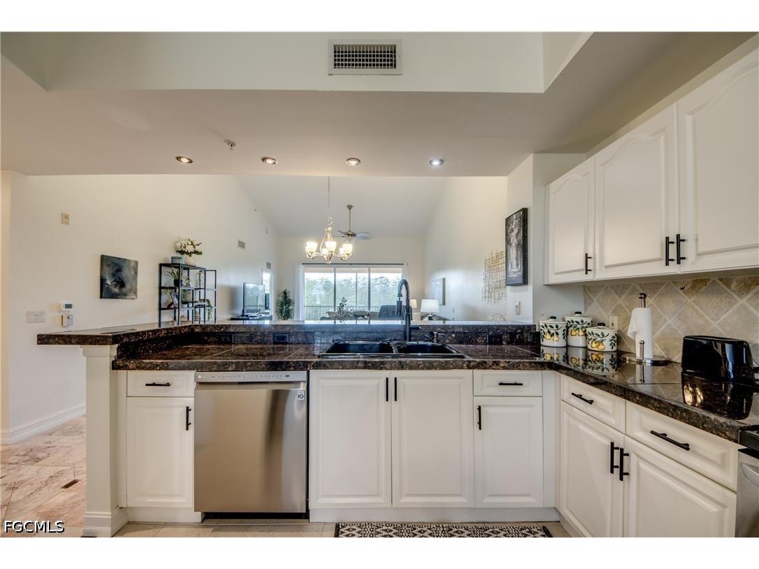 10510 Amiata Way #404 Fort Myers FL 33913 2026015113 image19