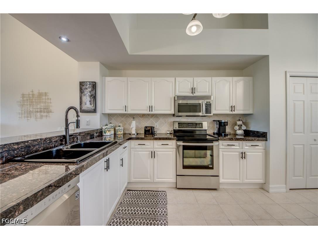 10510 Amiata Way #404 Fort Myers FL 33913 2026015113 image21