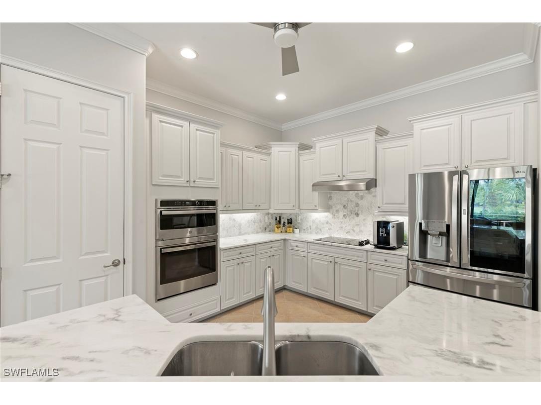 10512 Heritage Bay Boulevard Naples FL 34120 225064831 image8