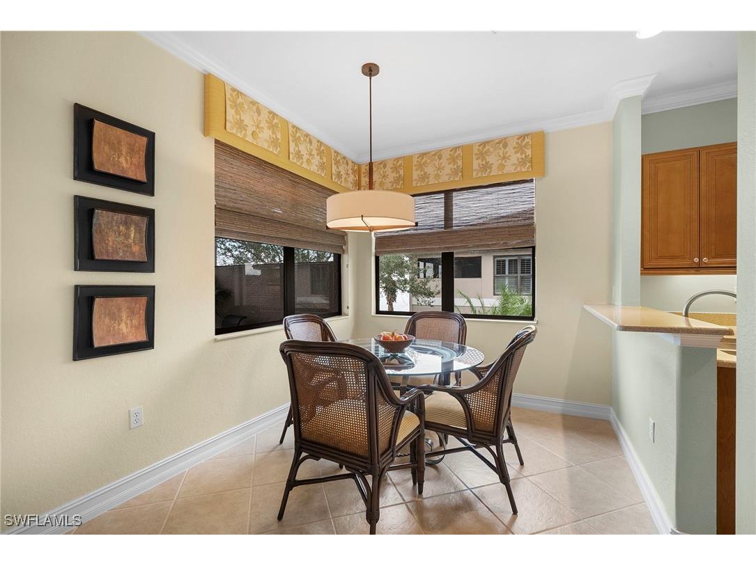 10514 Smokehouse Bay Drive #202 Naples FL 34120 225072591 image14