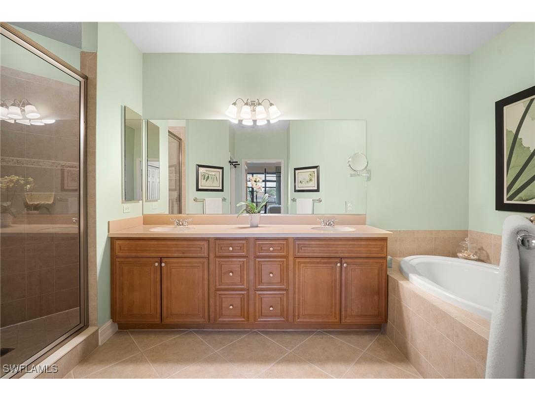 10514 Smokehouse Bay Drive #202 Naples FL 34120 225072591 image21