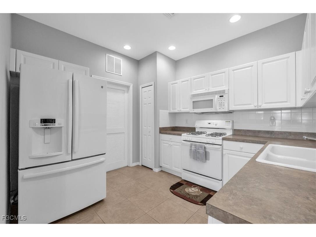 10515 Diamante Way Fort Myers FL 33913 2025021238 image15