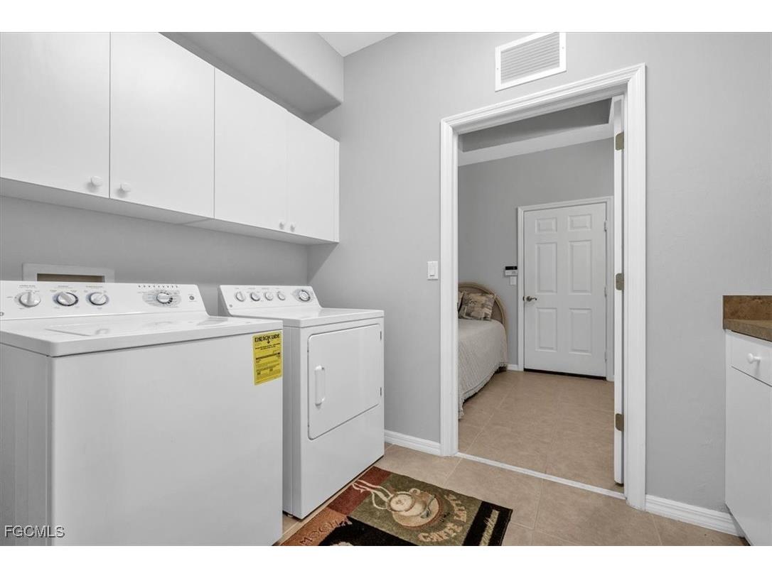 10515 Diamante Way Fort Myers FL 33913 2025021238 image26