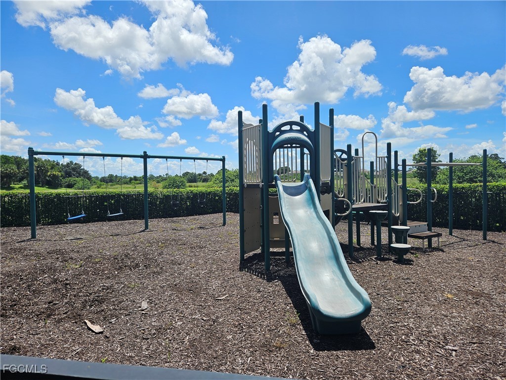 10517 Canal Brook Lane Lehigh Acres FL 33936 2025005611 image18