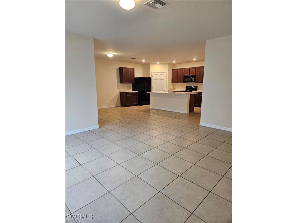 10517 Canal Brook Lane Lehigh Acres FL 33936 2025005611 image6