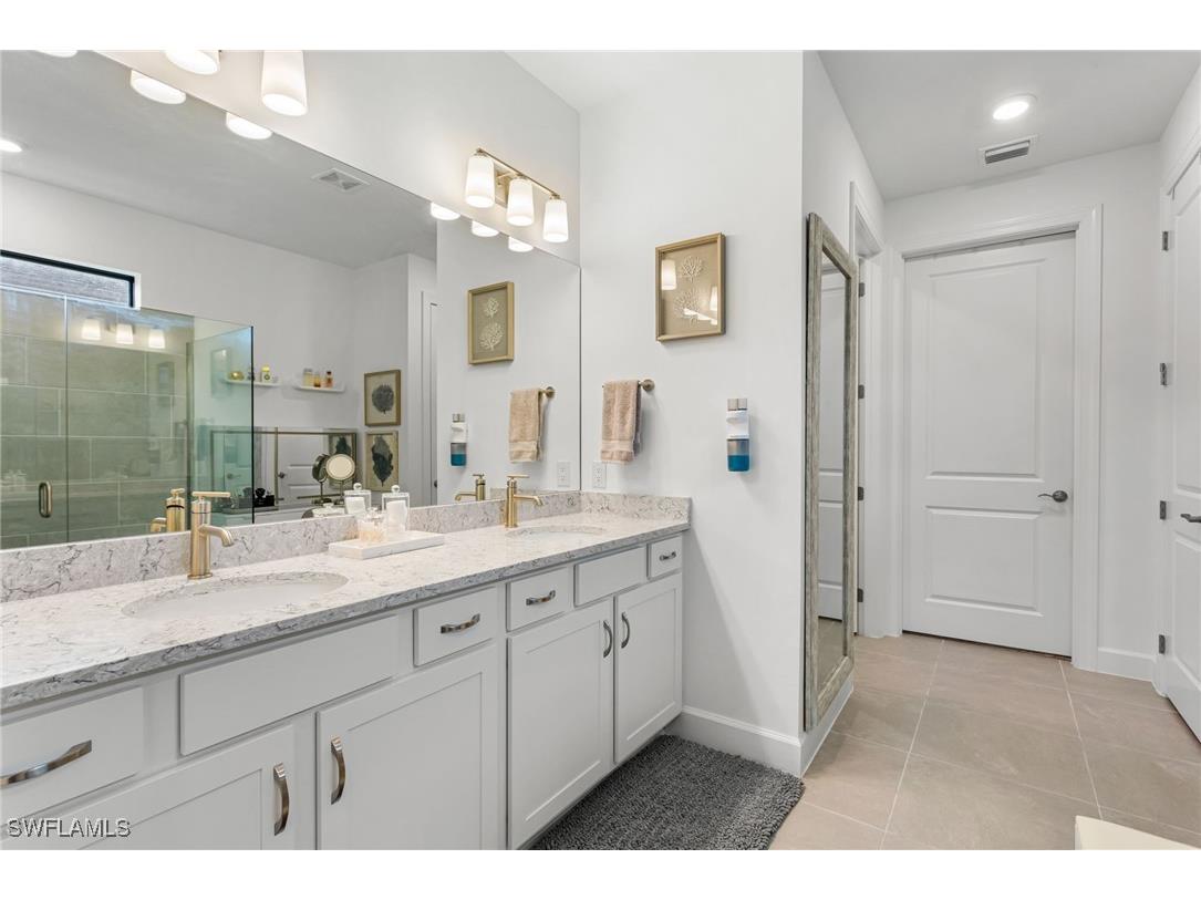 10518 Ventana Court Naples FL 34120 225071285 image14