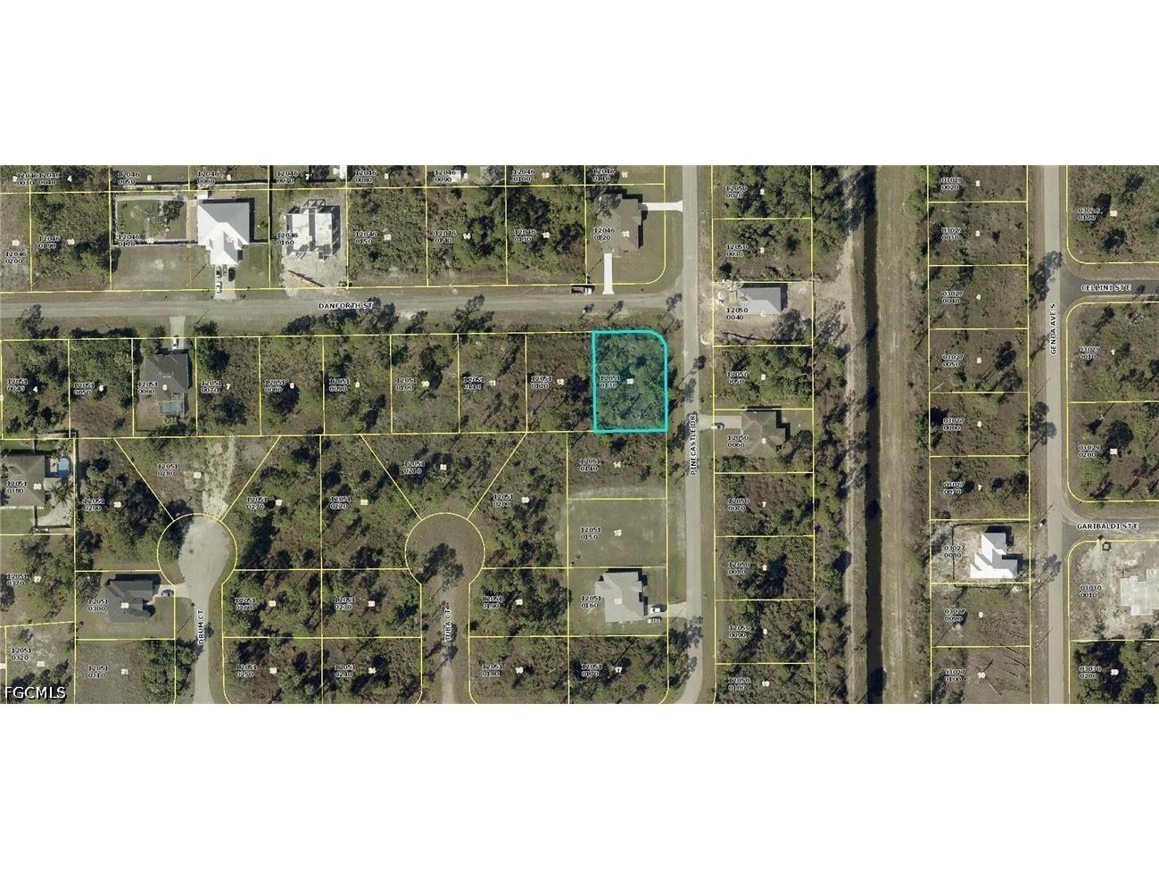 1052 Danforth Street Lehigh Acres FL 33974 2026024281 image1