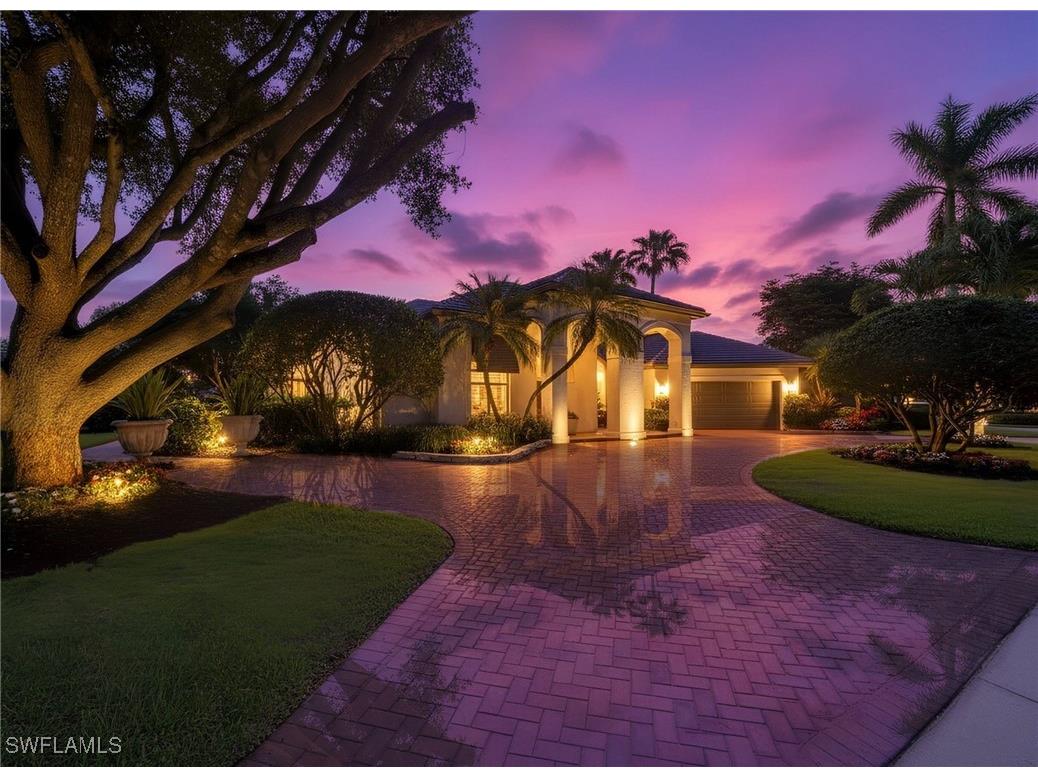 1052 Spanish Moss Trail Naples FL 34108 226001660 image1