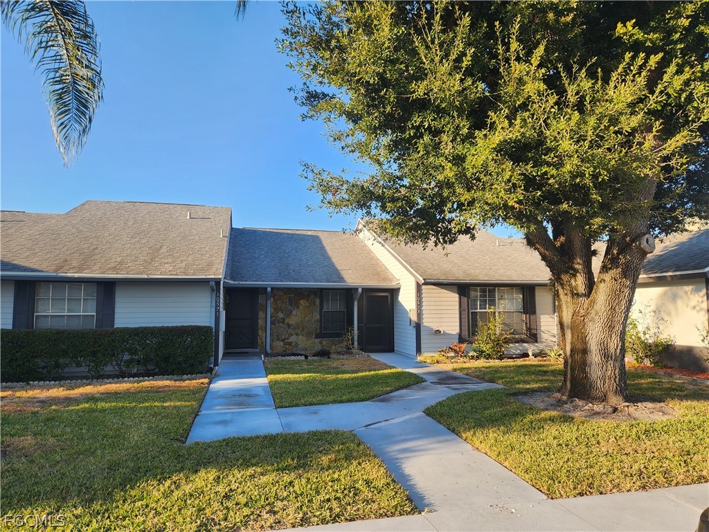 10521 Putnam Court Lehigh Acres FL 33936 2026007062 image1