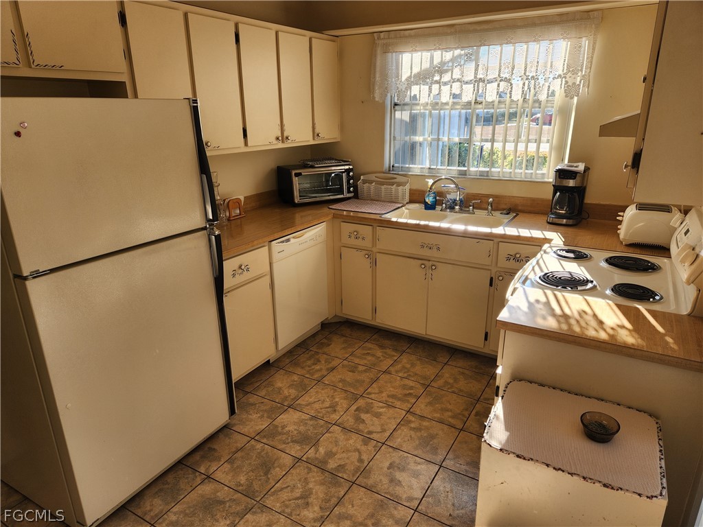 10521 Putnam Court Lehigh Acres FL 33936 2026007062 image14