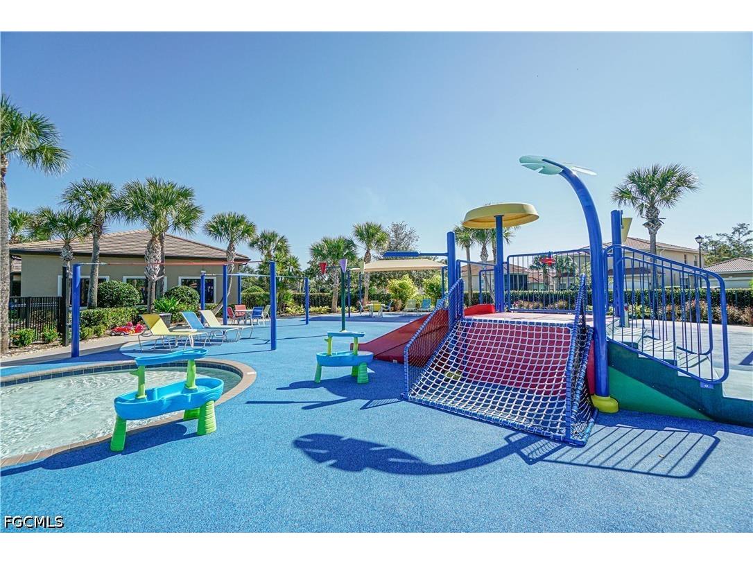 10523 Carolina Willow Drive Fort Myers FL 33913 2026019004 image25