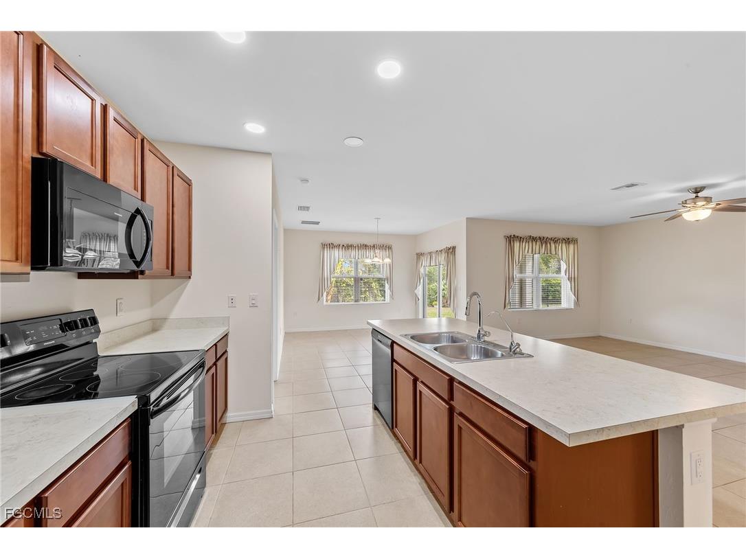 10528 Canal Brook Lane Lehigh Acres FL 33936 2025025333 image13