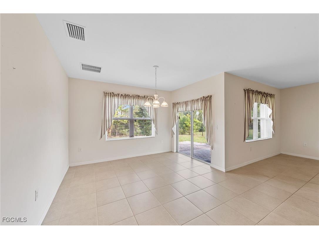 10528 Canal Brook Lane Lehigh Acres FL 33936 2025025333 image16