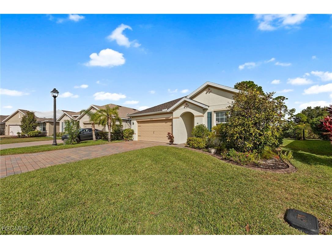 10528 Canal Brook Lane Lehigh Acres FL 33936 2025025333 image36